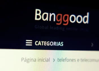 Foto do logo do site banggood.com